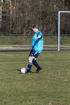 Bild 48 - Frauen TV Trappenkamp - TSV Gnutz : Ergebnis: 0:5